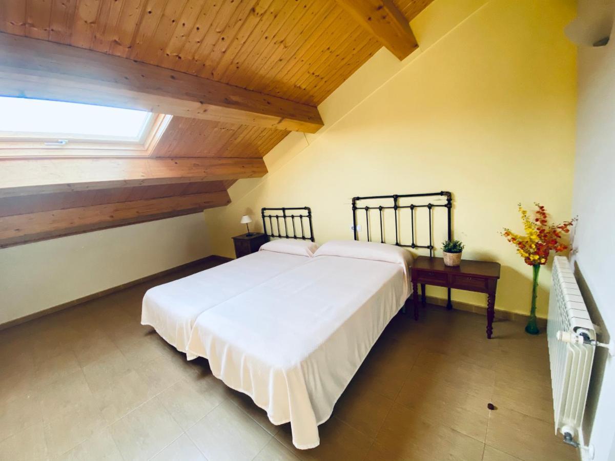 Auberge de jeunesse Albergue Internacional à Sarria Extérieur photo